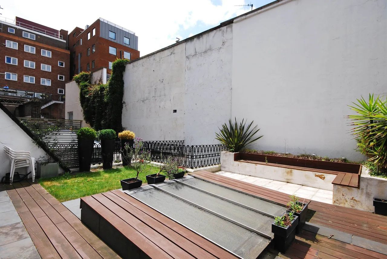 Flat 2, 60 Queens Gate, London, photo 11