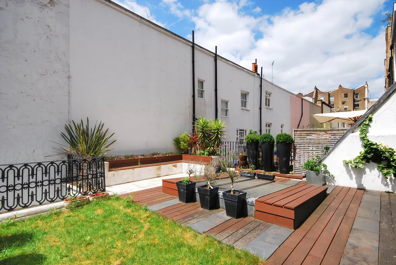Flat 2, 60 Queens Gate, London, photo 12