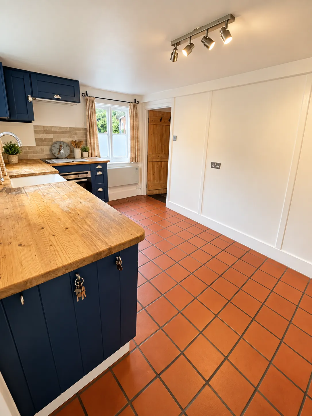 Bishop's Cannings, Devizes, SN10, photo 15