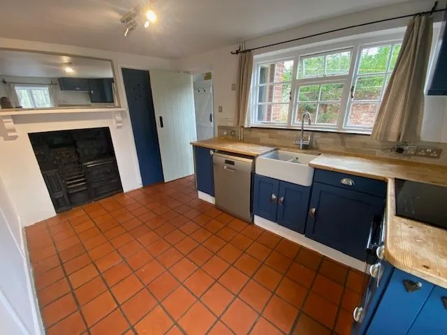Bishop's Cannings, Devizes, SN10, photo 6