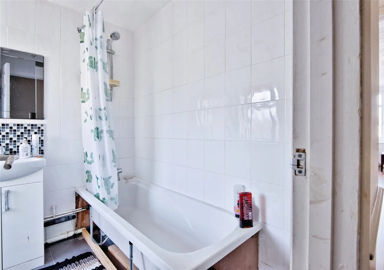 Southchurch Road, Southend-on-Sea, Essex, SS1, photo 13