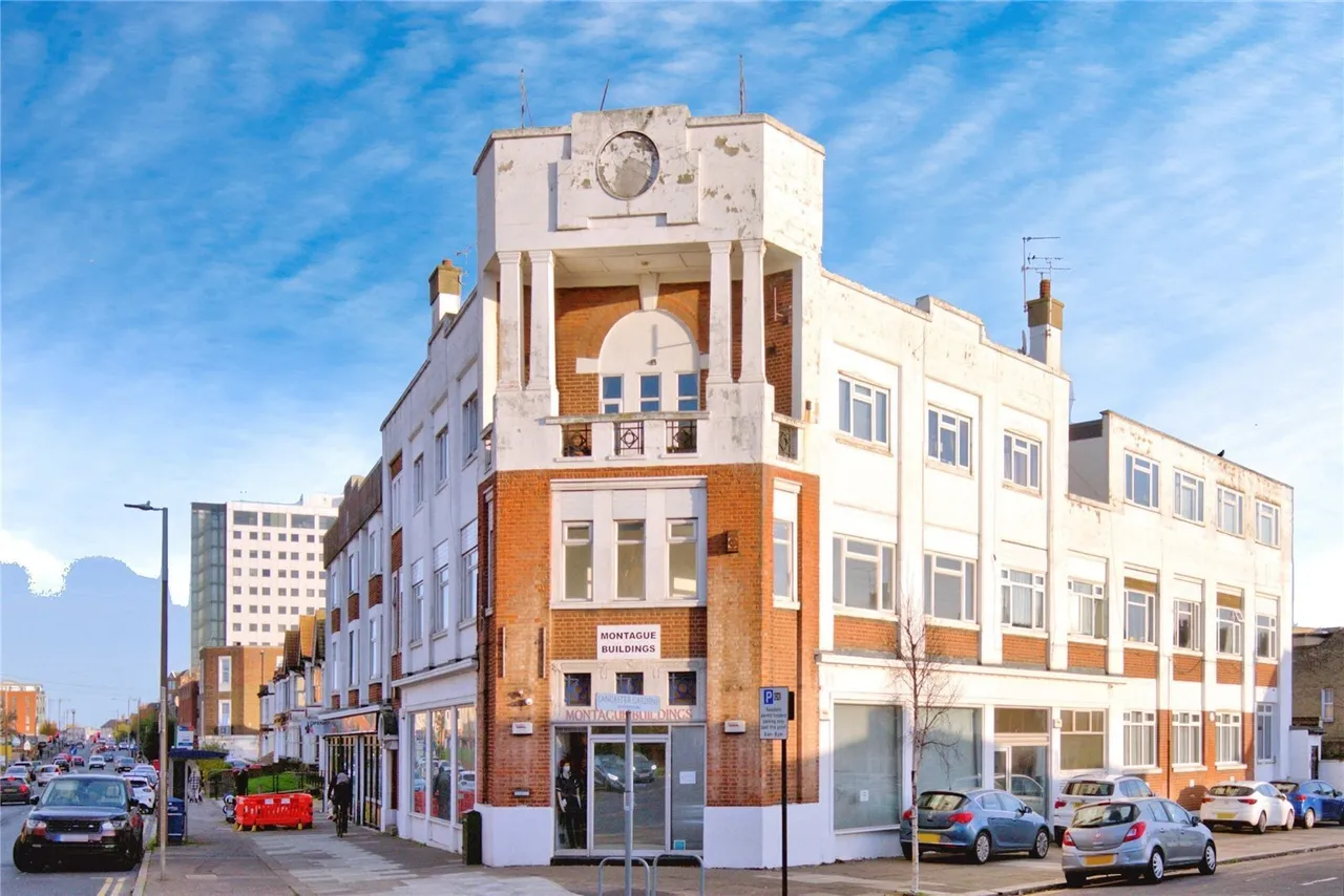 2 bed flat for sale — Southchurch Road, Southend-on-Sea, Essex, SS1