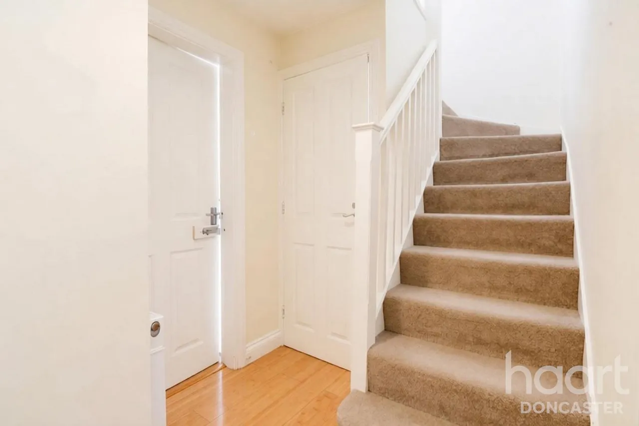 Castle Avenue, Rossington, DN11, photo 7