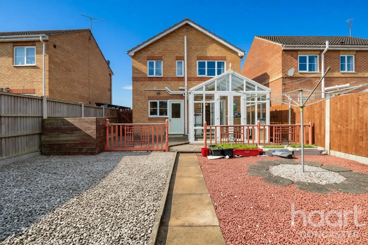 Castle Avenue, Rossington, DN11, photo 23