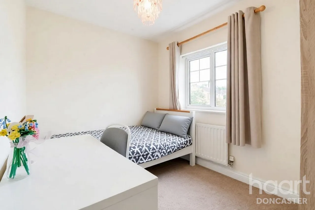 Castle Avenue, Rossington, DN11, photo 19