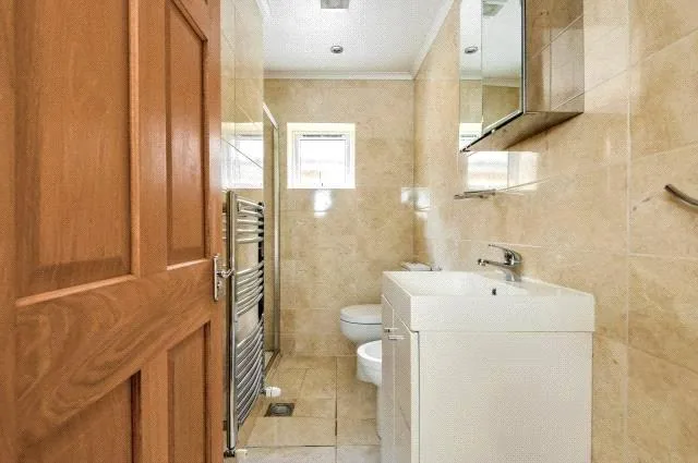 Worthington Road, Surbiton, KT6, photo 8