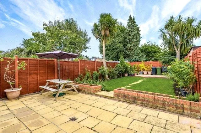 Worthington Road, Surbiton, KT6, photo 10