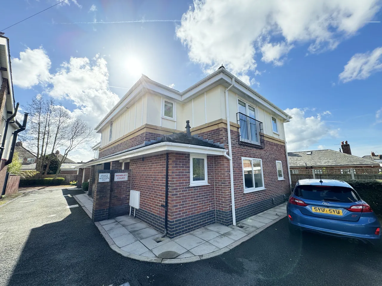 2 bed flat to rent — Wembley Court, Wembley Avenue, Penwortham, Lancashire, PR1 9UW