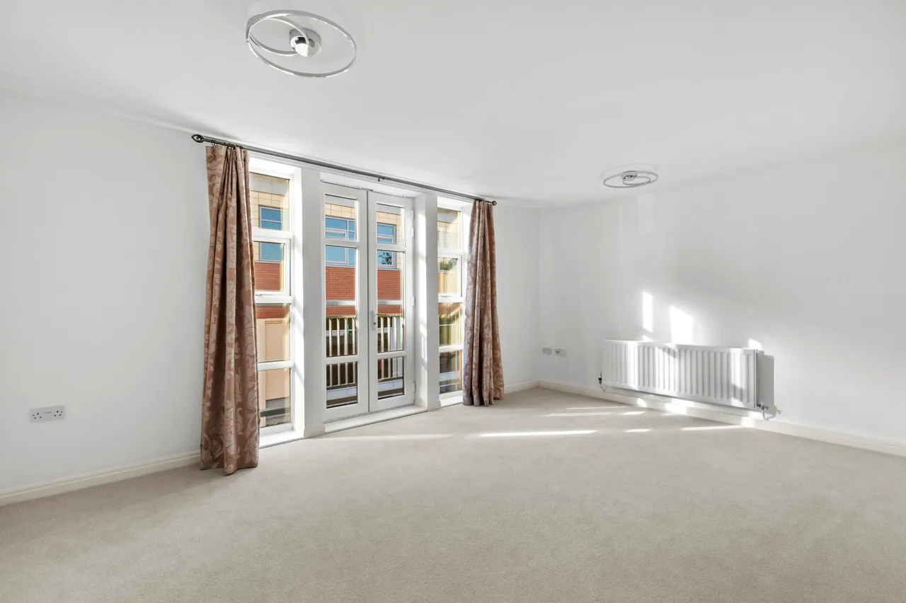 Post Office Lane, Beaconsfield, HP9, photo 3