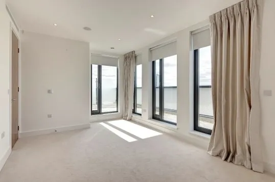 Fairmont Mews London NW2, photo 6