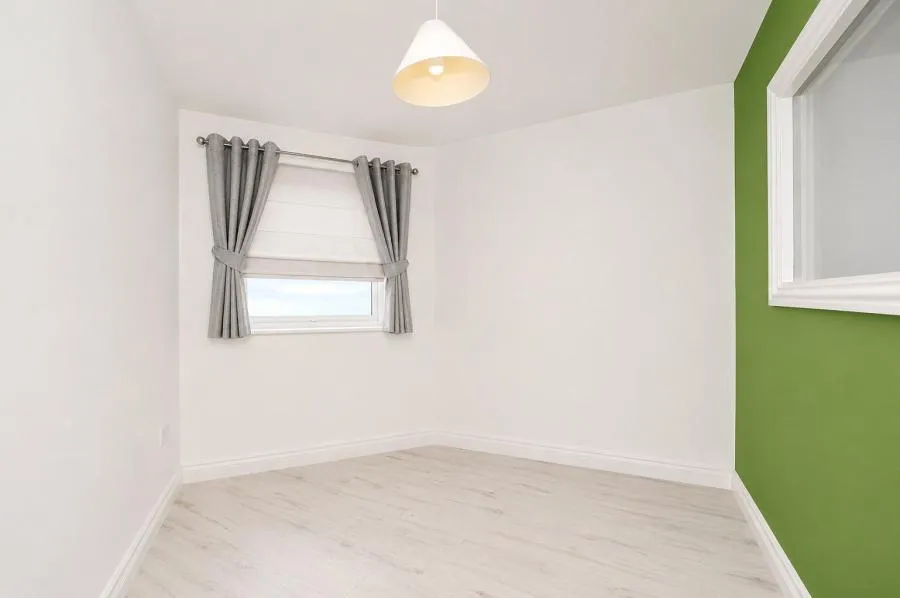 Yersin Court, Swindon, SN1, photo 6