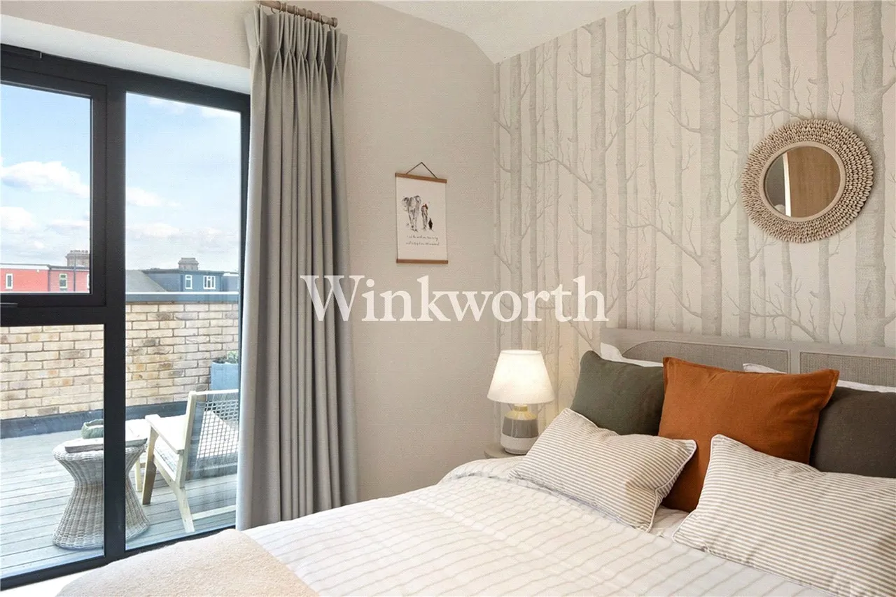 Crawley Road, London, N22, photo 12
