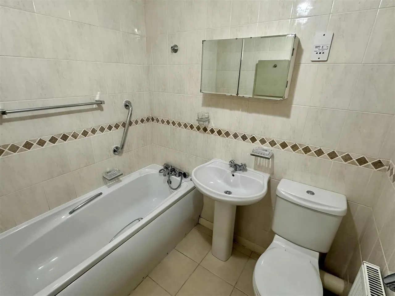 Tanners Crescent, Hertford SG13 8DS, photo 5