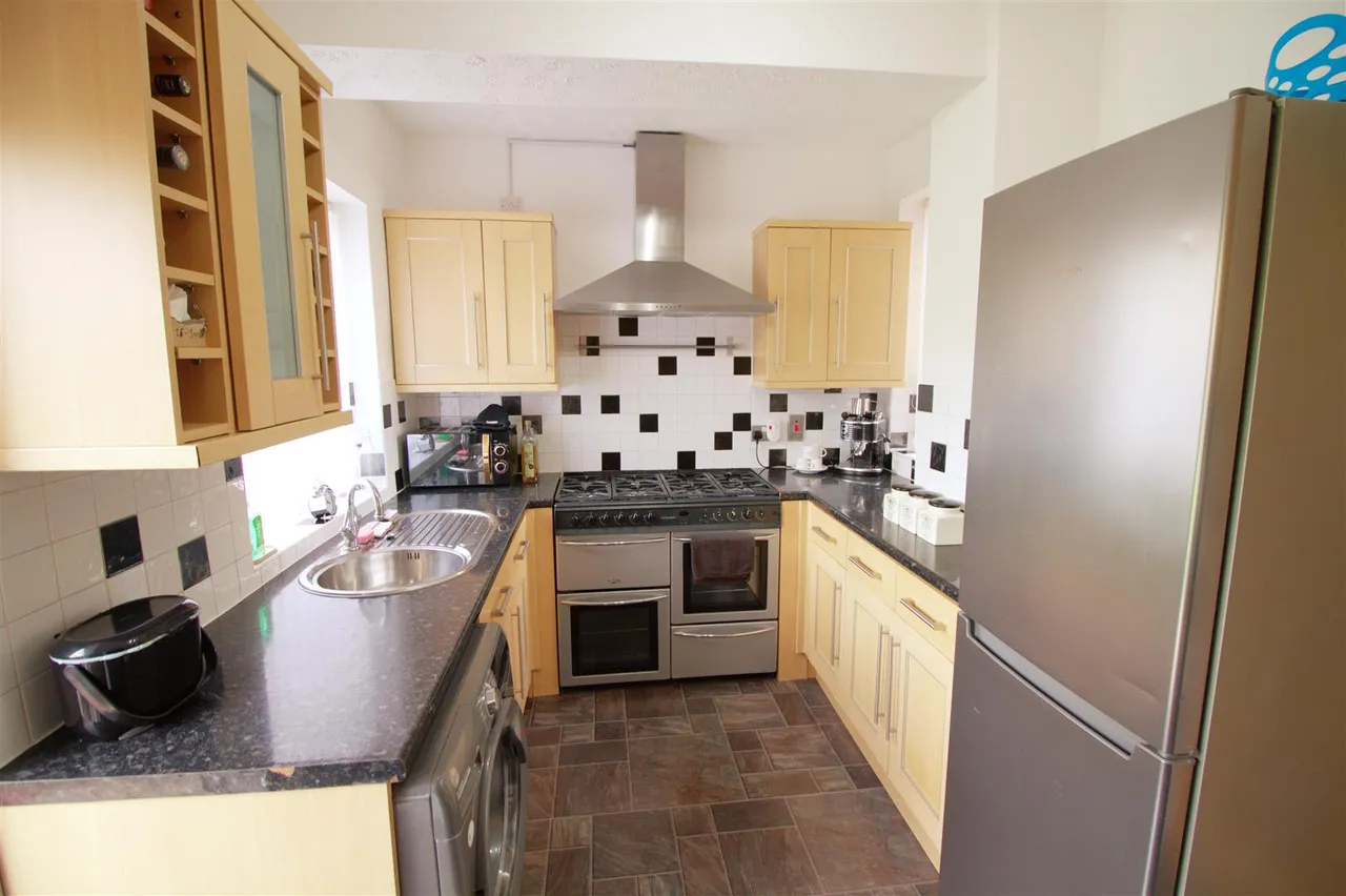 Middleton Road, Stockport, photo 6