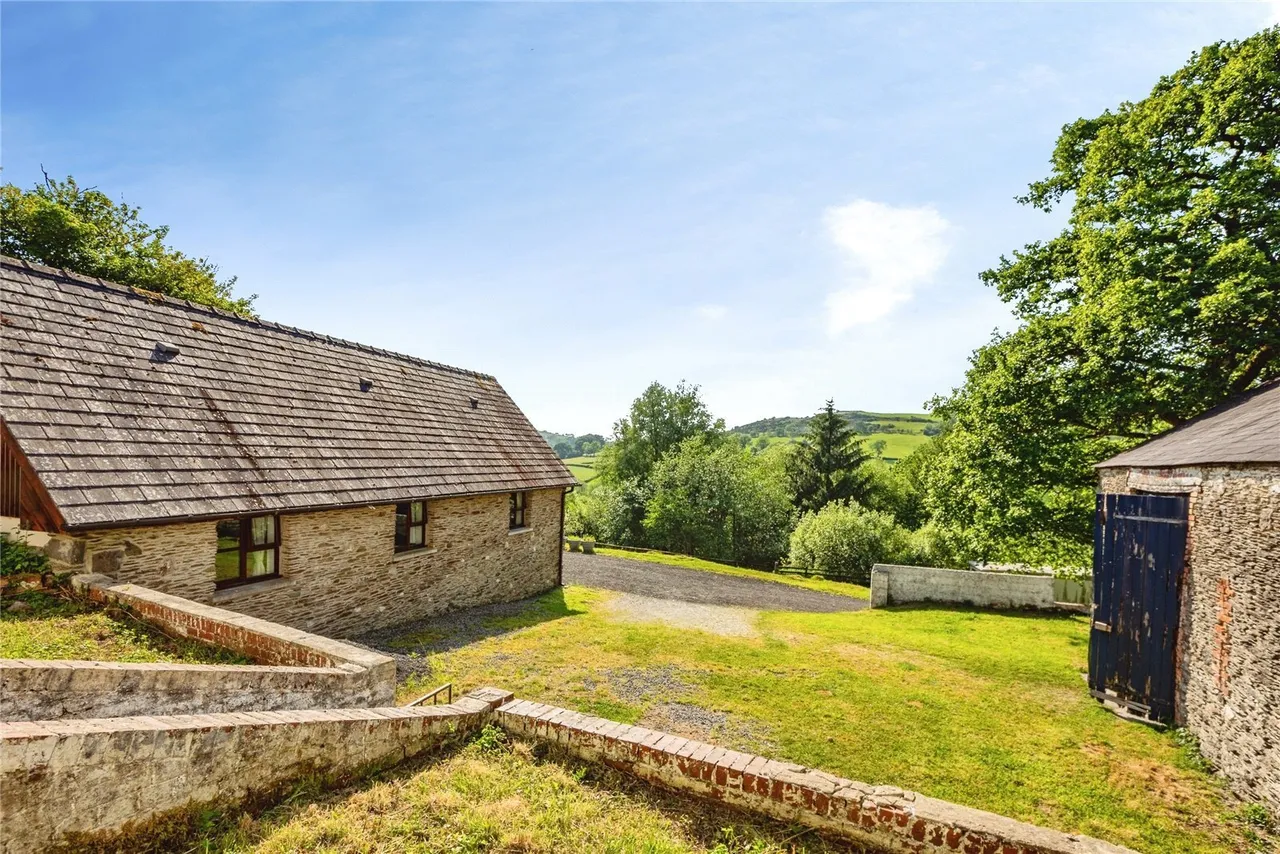 Caio, Llanwrda, SA19, photo 32