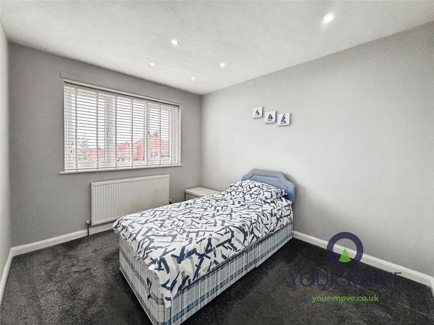 Vernon Way, Barnsley, S75, photo 11