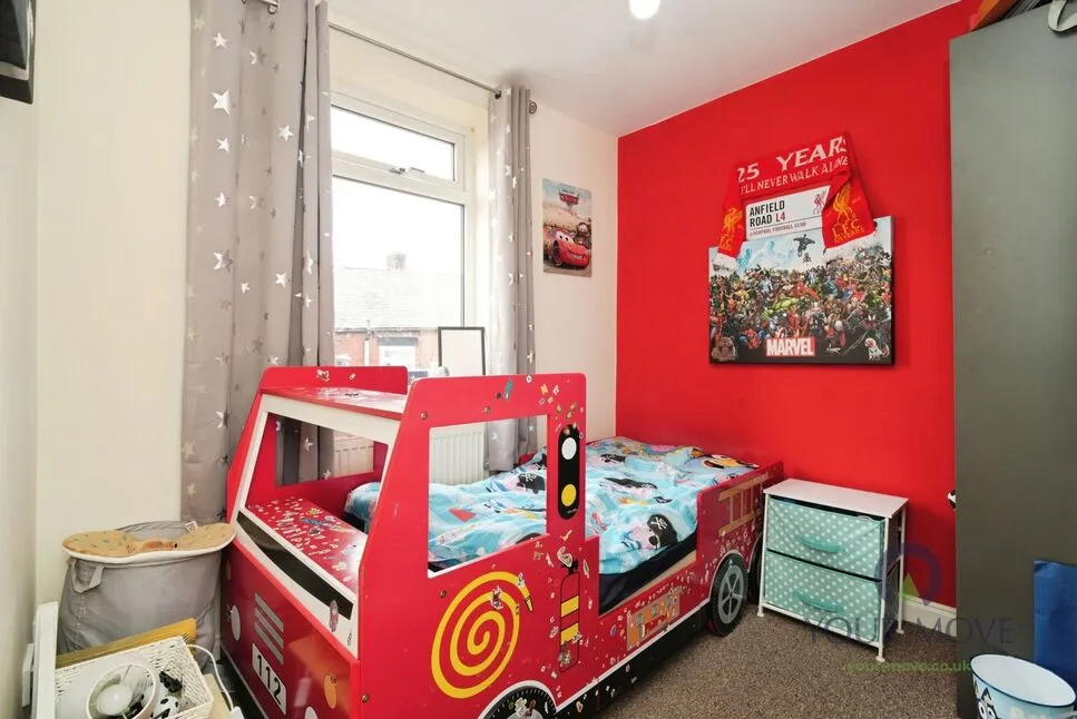 Dixon Street, Lees, Oldham, OL4, photo 6