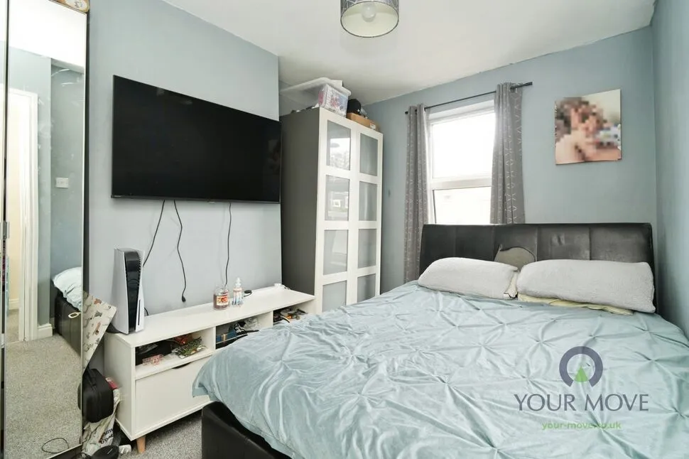 Dixon Street, Lees, Oldham, OL4, photo 5