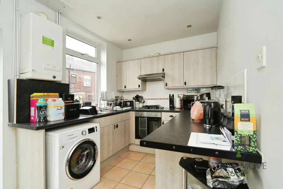 Dixon Street, Lees, Oldham, OL4, photo 4