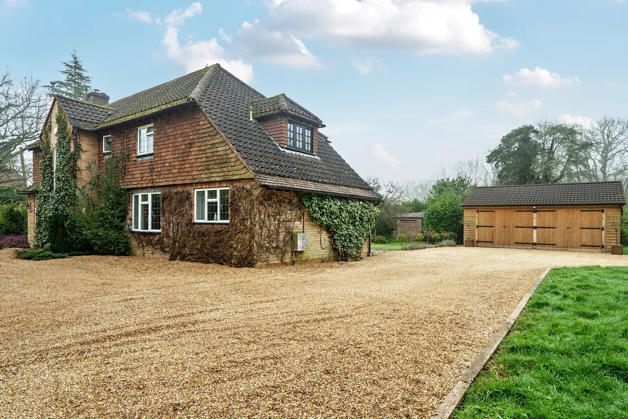 Prestwick Lane, Godalming, GU8, photo 2