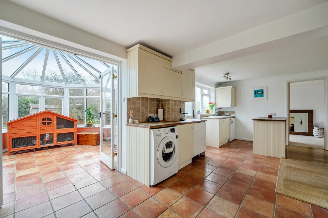 Prestwick Lane, Godalming, GU8, photo 6