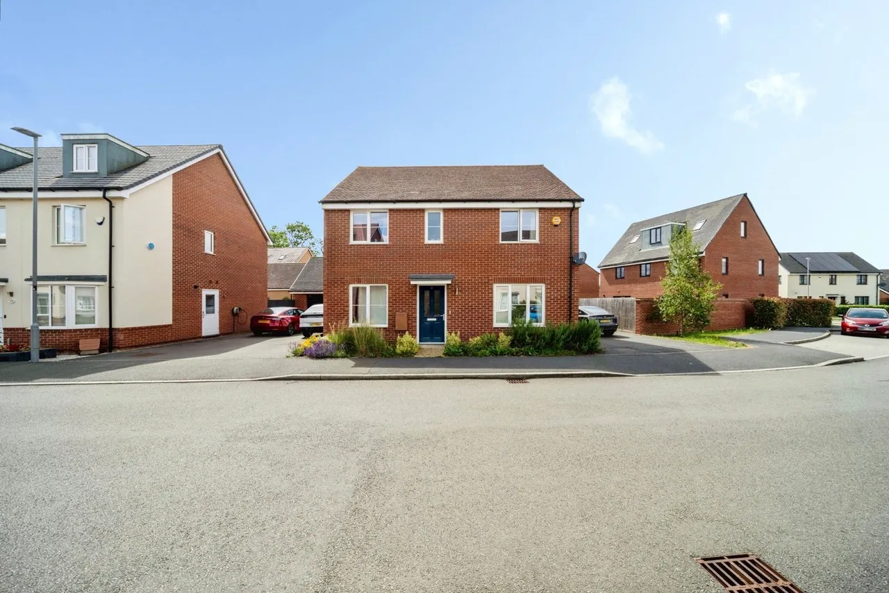 Calshot Drive, Kingsmead, MK4, photo 7