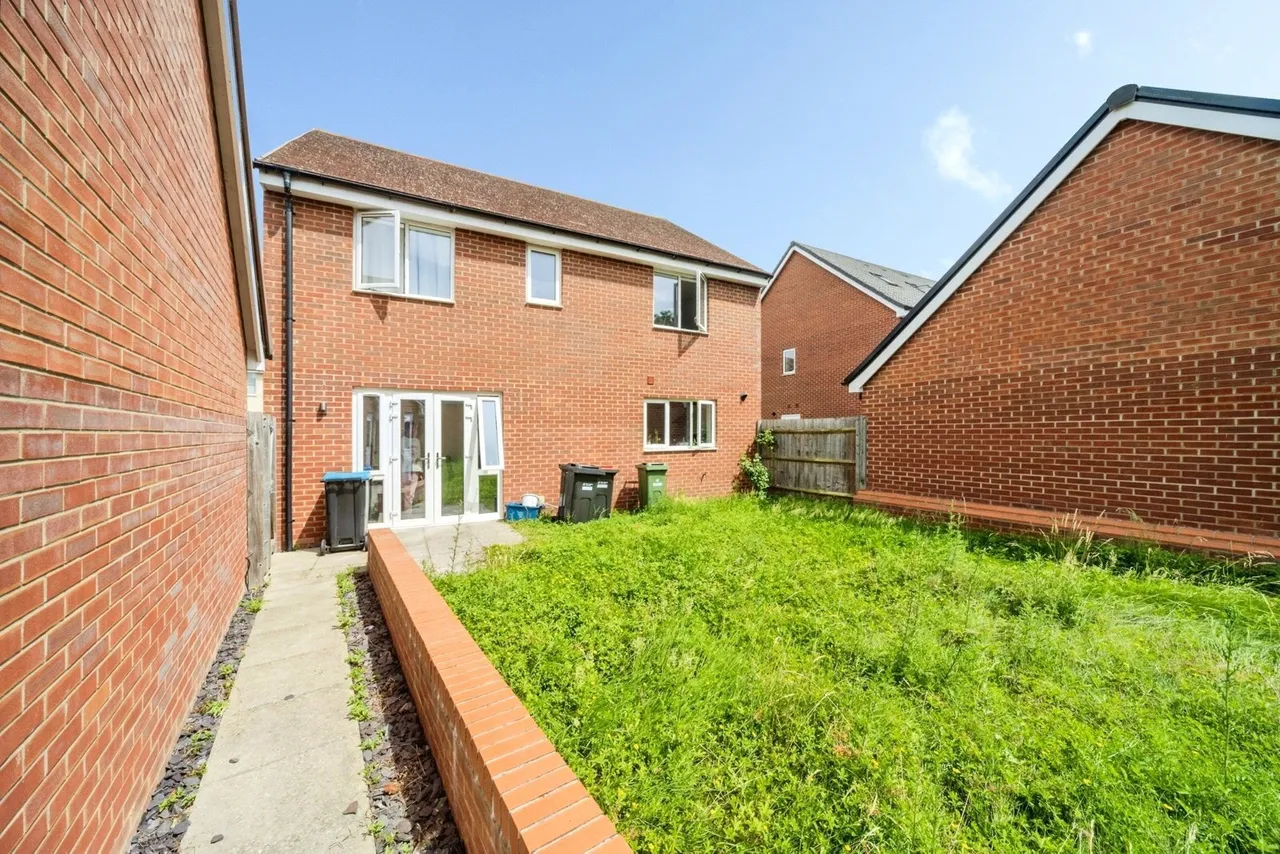 Calshot Drive, Kingsmead, MK4, photo 10