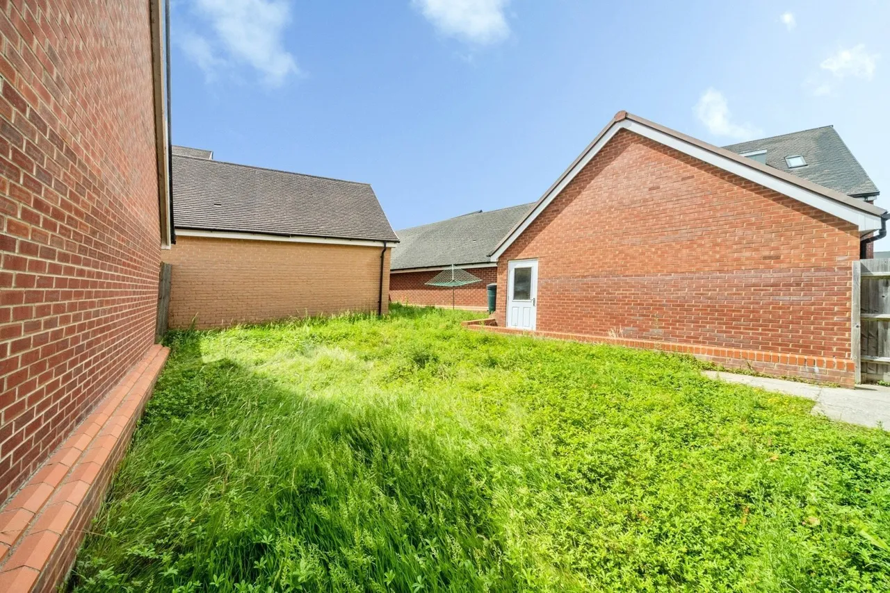 Calshot Drive, Kingsmead, MK4, photo 20
