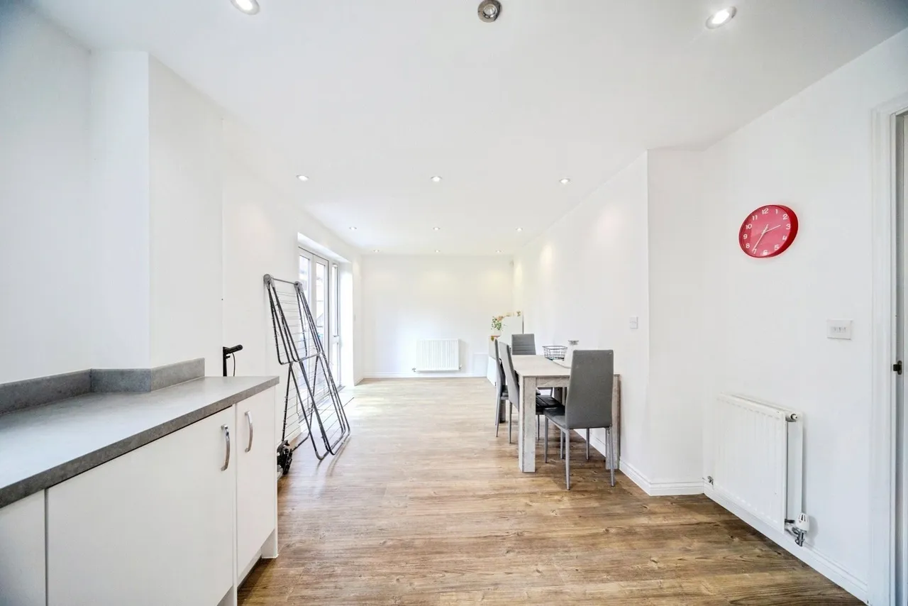 Calshot Drive, Kingsmead, MK4, photo 19
