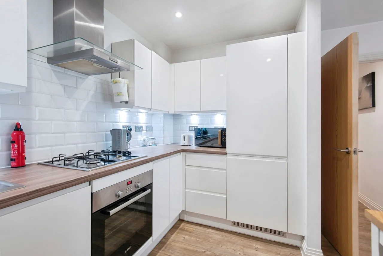 Allwoods Place, Hitchin, Hertfordshire, SG4, photo 6