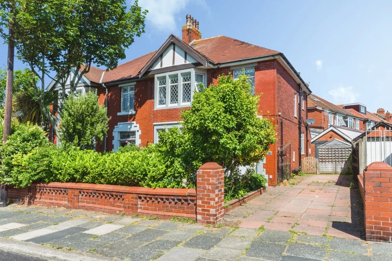 3 bed house for sale, Shaftesbury Avenue, Blackpool, FY2