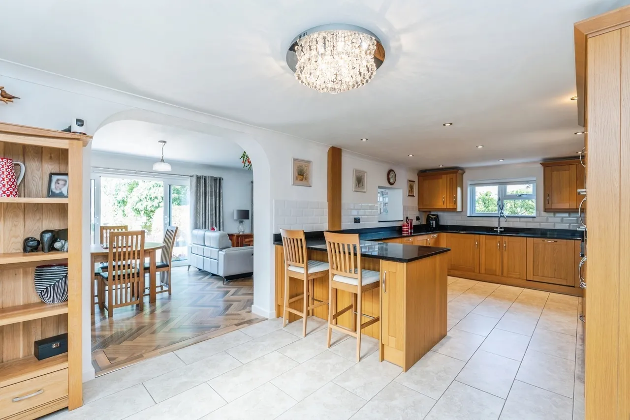 Botley Road, North Baddesley, SO52, photo 8