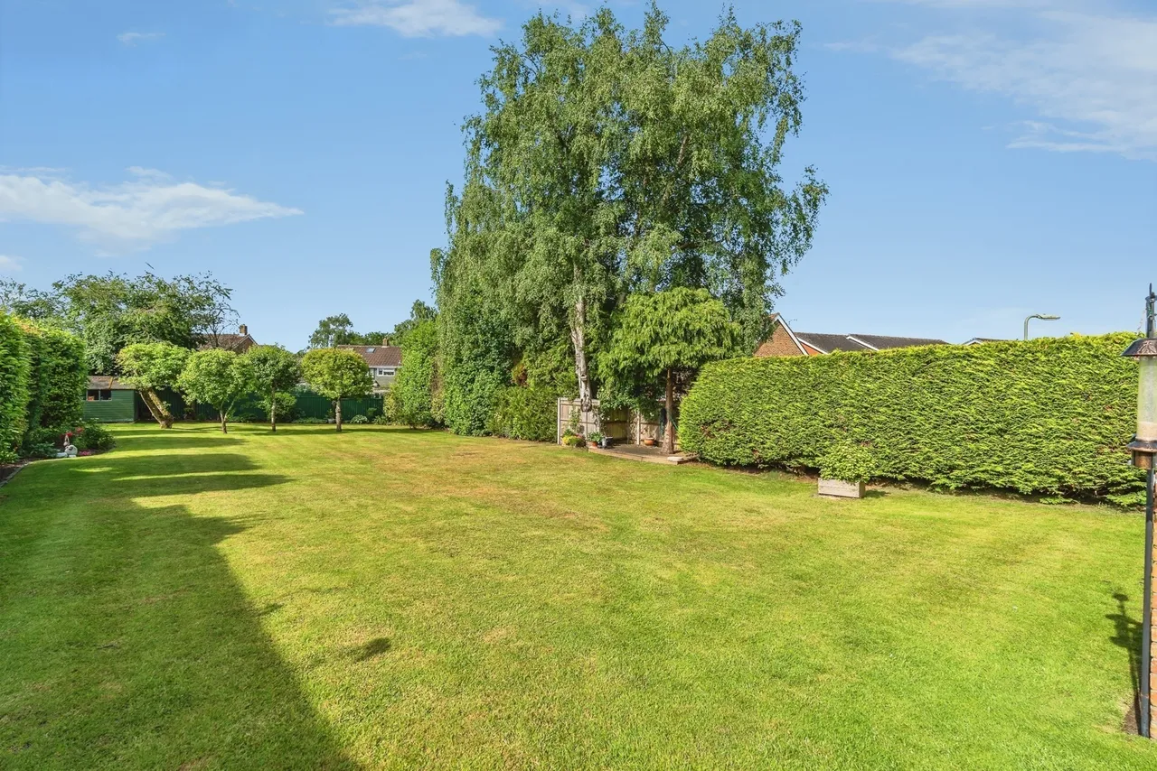 Botley Road, North Baddesley, SO52, photo 32