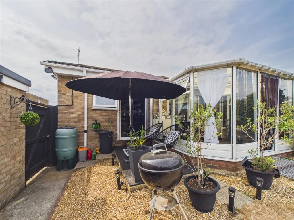 Sutton Avenue, Peacehaven, BN10, photo 15