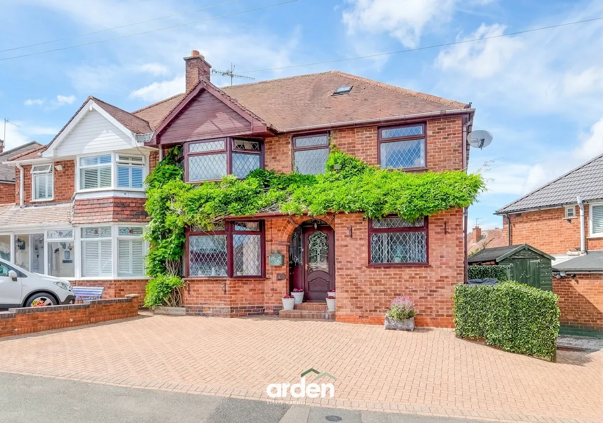 4 bed house for sale, Loynells Road, Rednal, B45