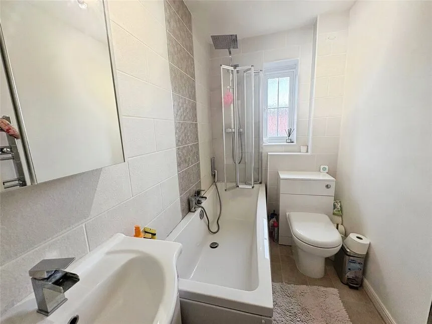 Hatters Court, Bedworth, Warwickshire, CV12, photo 5