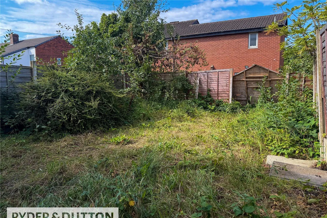 Ashley Lane, Manchester, M9, photo 11