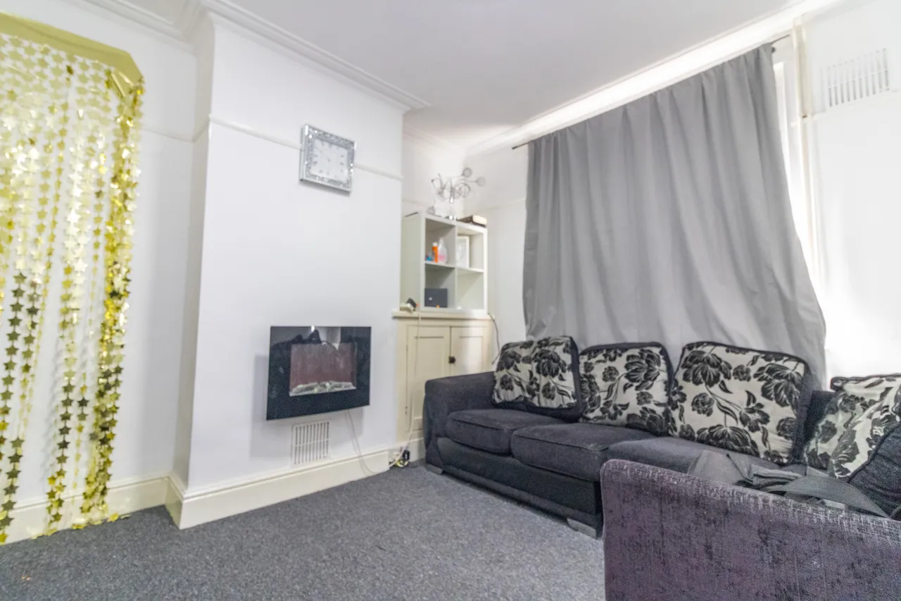 Cedar Road, Leicester, Leicester, LE2 1FF, photo 2