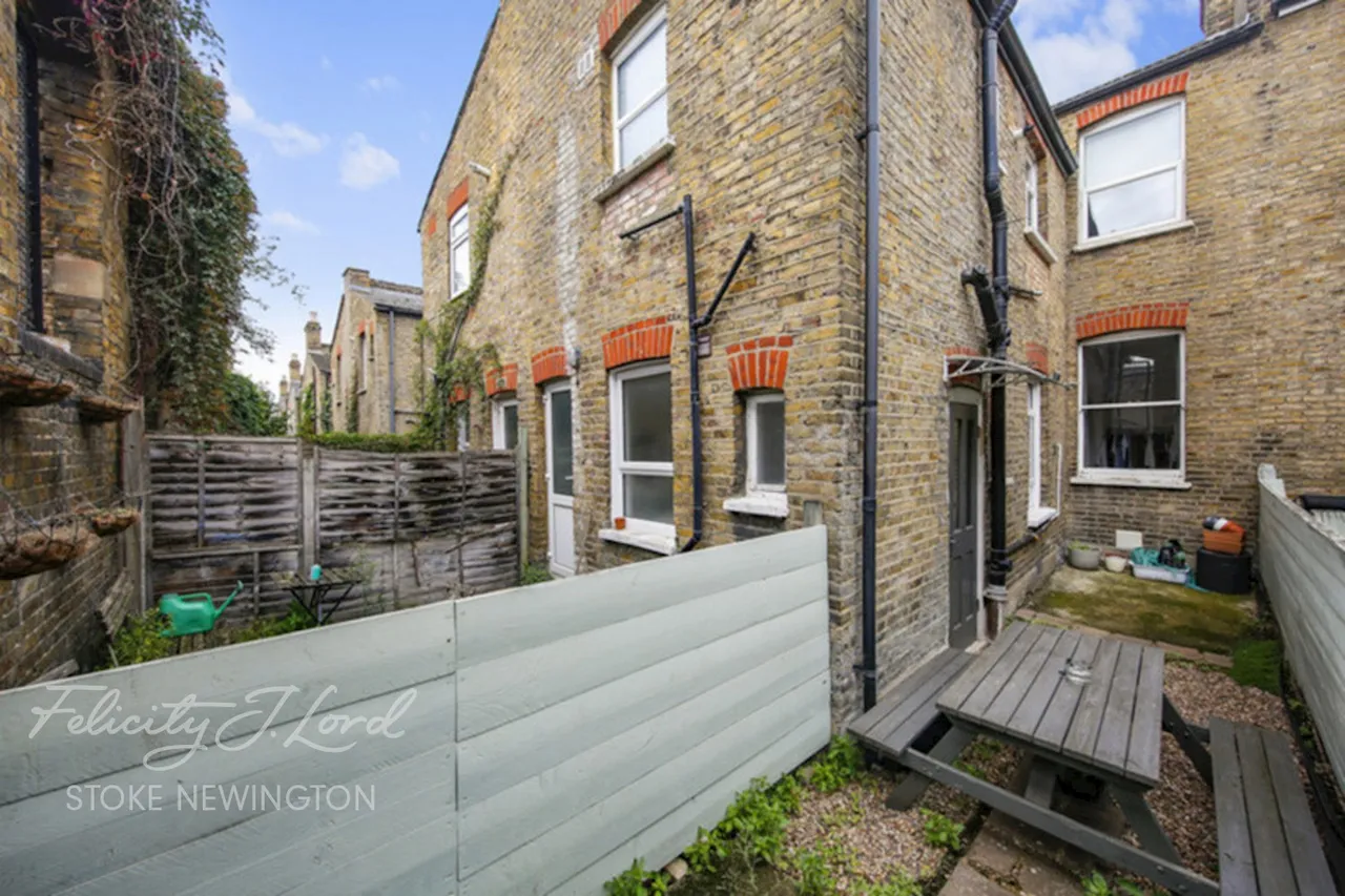Princess May Road, London, N16, photo 20