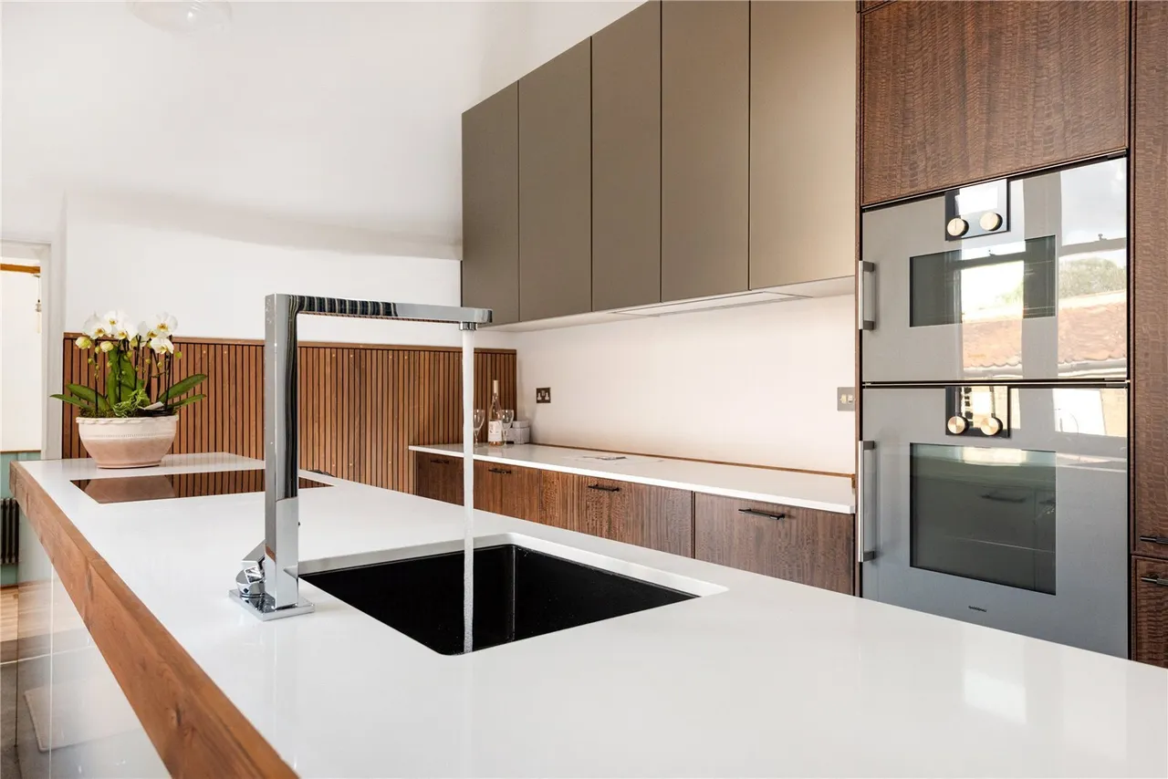 North Street, Oundle, PE8, photo 9
