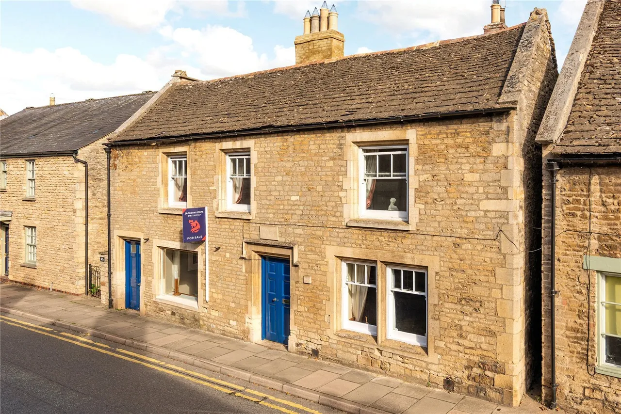 North Street, Oundle, PE8, photo 28