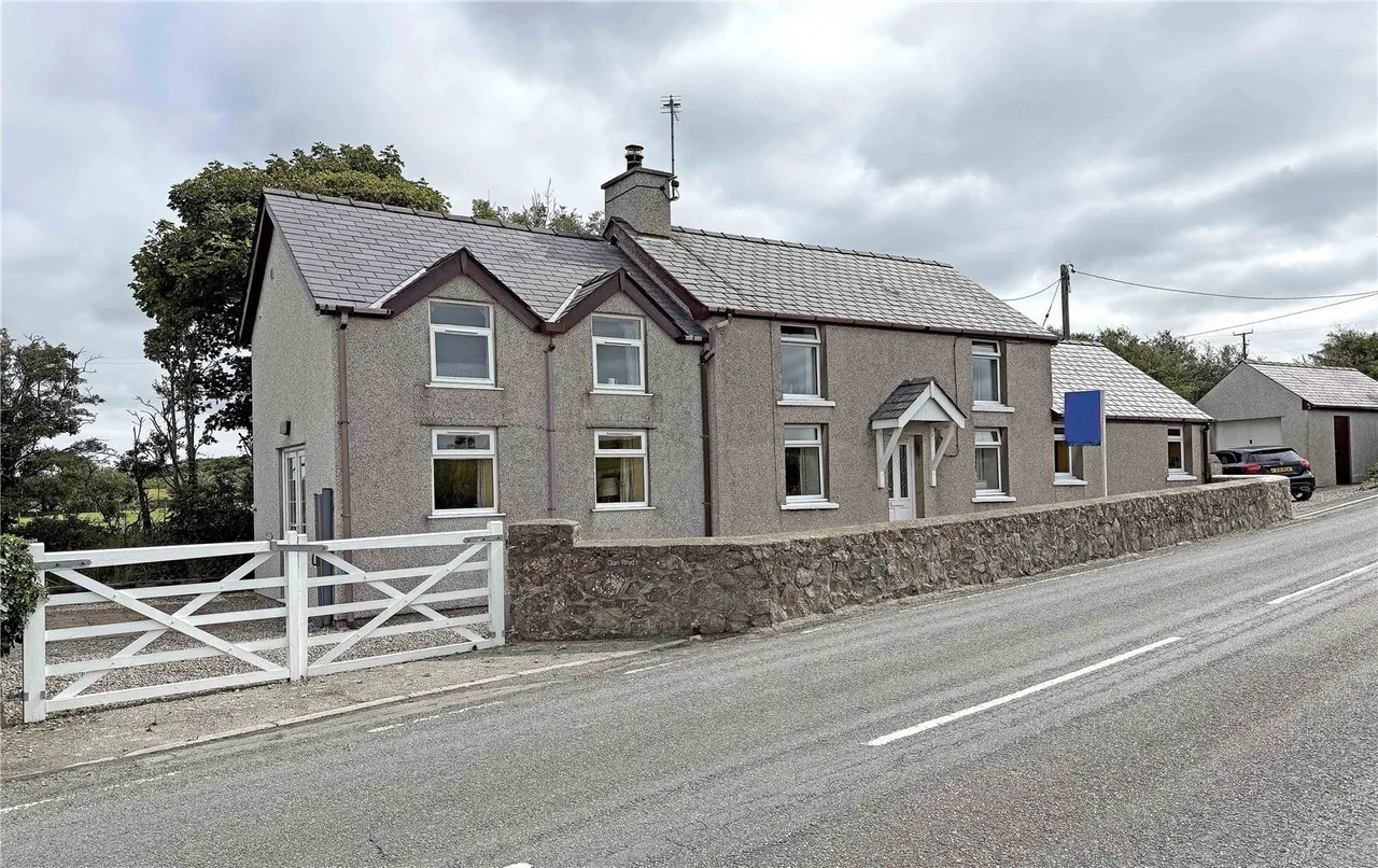 3 bed house for sale, Tyn Lon, Sir Ynys Mon, LL65