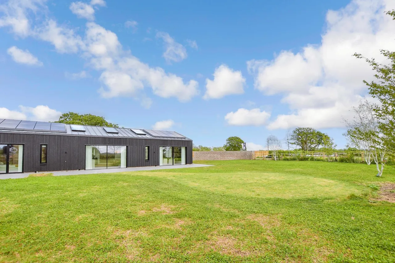 Hartfield Road, Cowden, TN8, photo 33