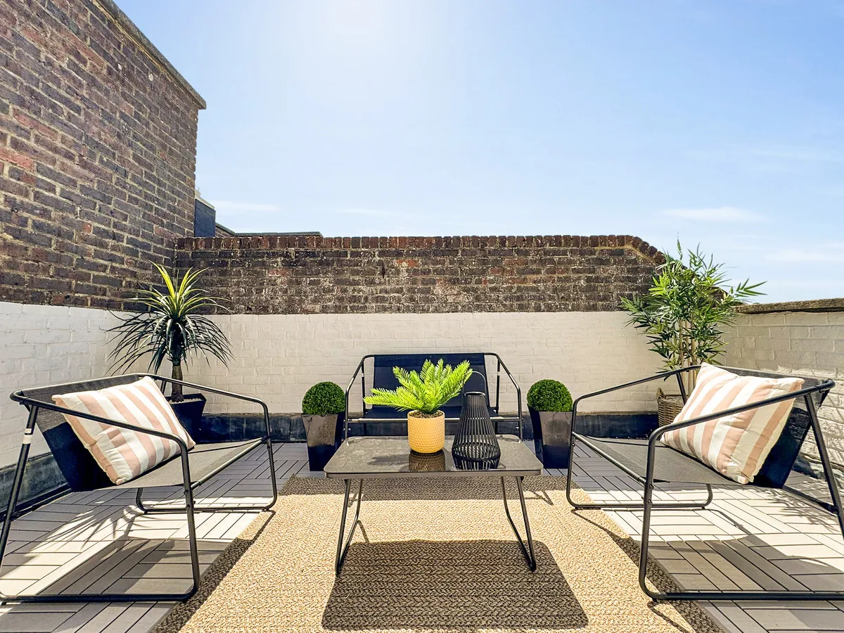 2 bed flat for sale, The Strand, Goring-by-sea, BN12