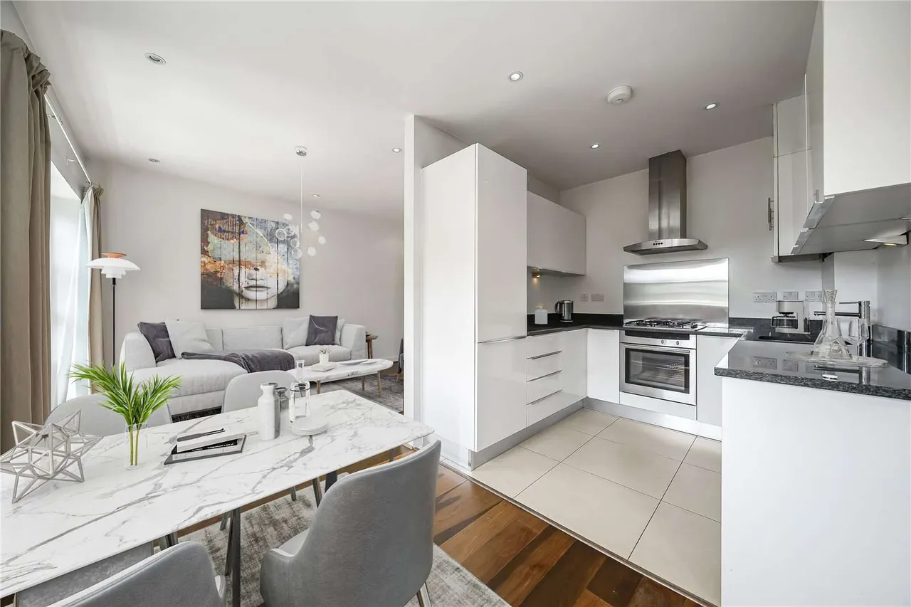 Clarence Road, Teddington, TW11 0BN, photo 4