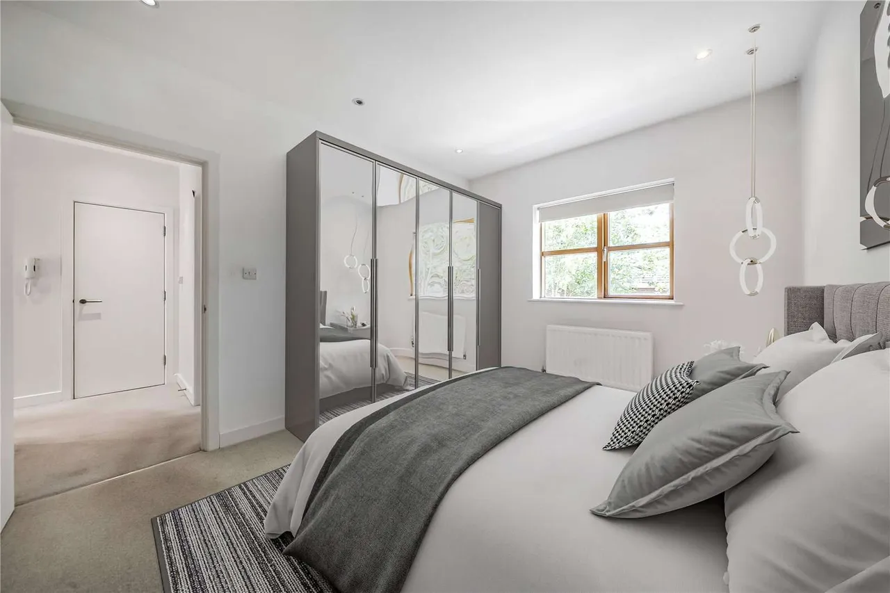 Clarence Road, Teddington, TW11 0BN, photo 6
