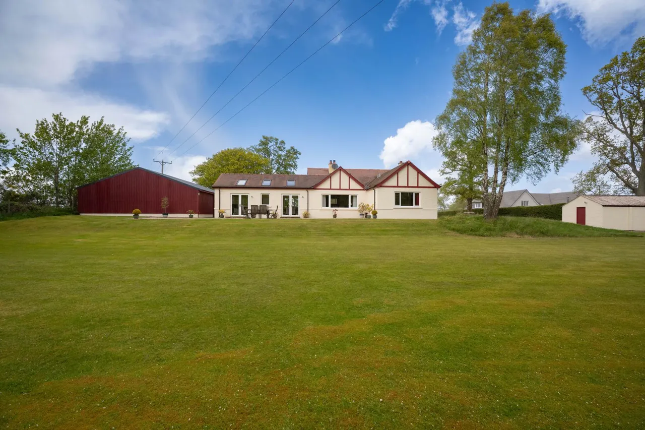 Windywhins, Gollanfield, IV2 7QP, photo 29