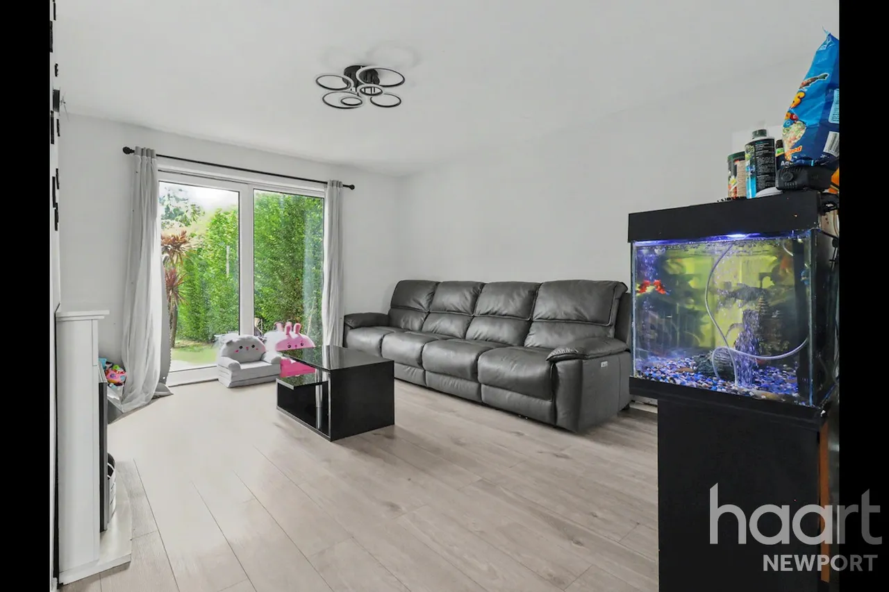 Aberthaw Road, Newport, NP19, photo 3