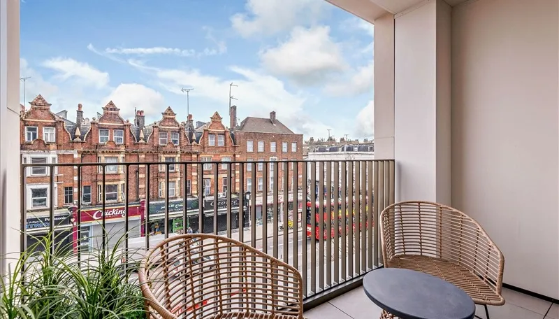 Garrett Mansions, Edgware Road, Paddington, London, W2, photo 2