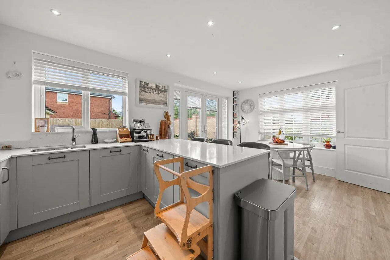 Bainbridge Avenue, Lowton, Warrington, Warrington, WA3 2DJ, photo 9
